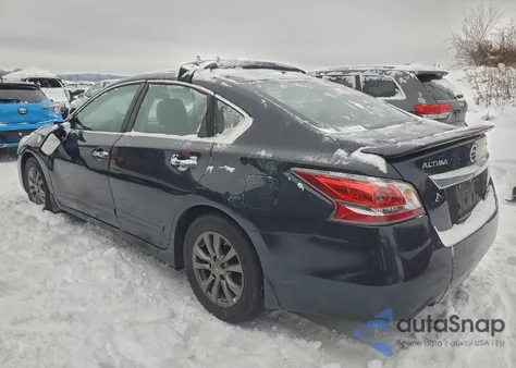 2015 Nissan Altima 2.5 из США, поврежденный, VIN 1N4AL3AP6FC590467